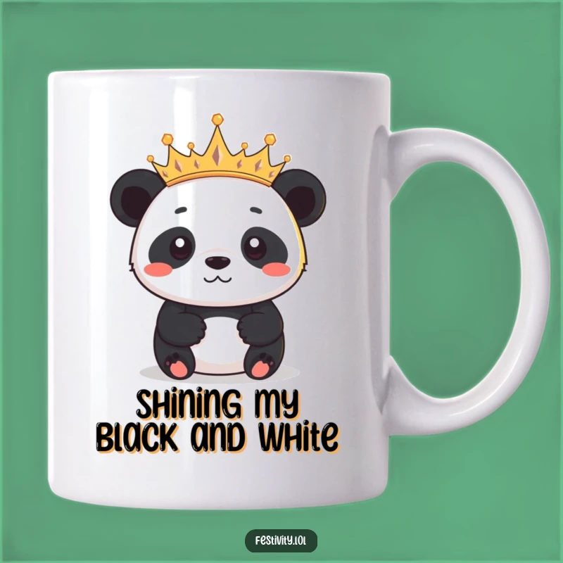 Funny Panda Crown Mug: Regal and Hilarious Gift for Leaders